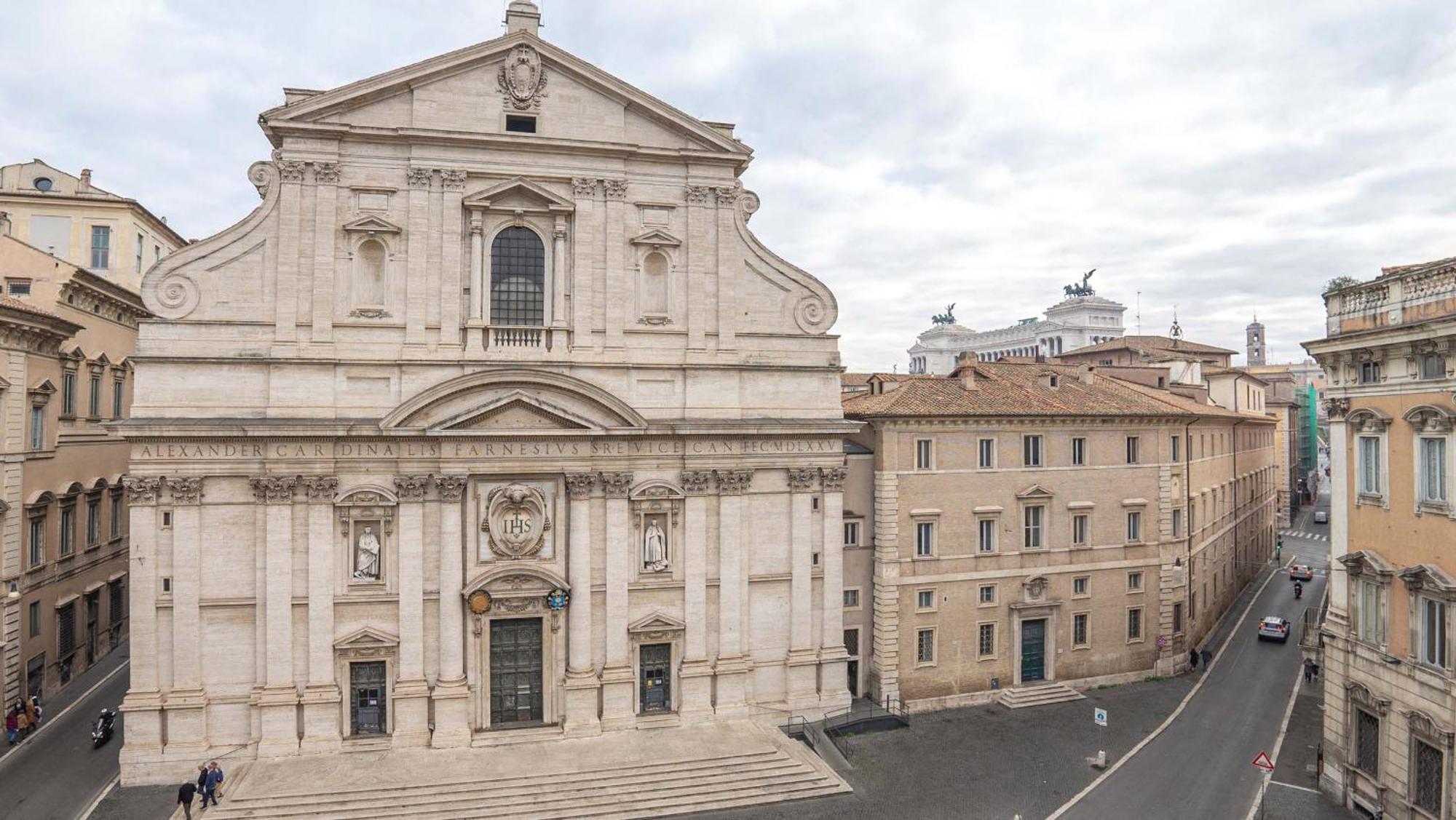 Piazza Venezia Charming Apartments With View Rome Exterior photo