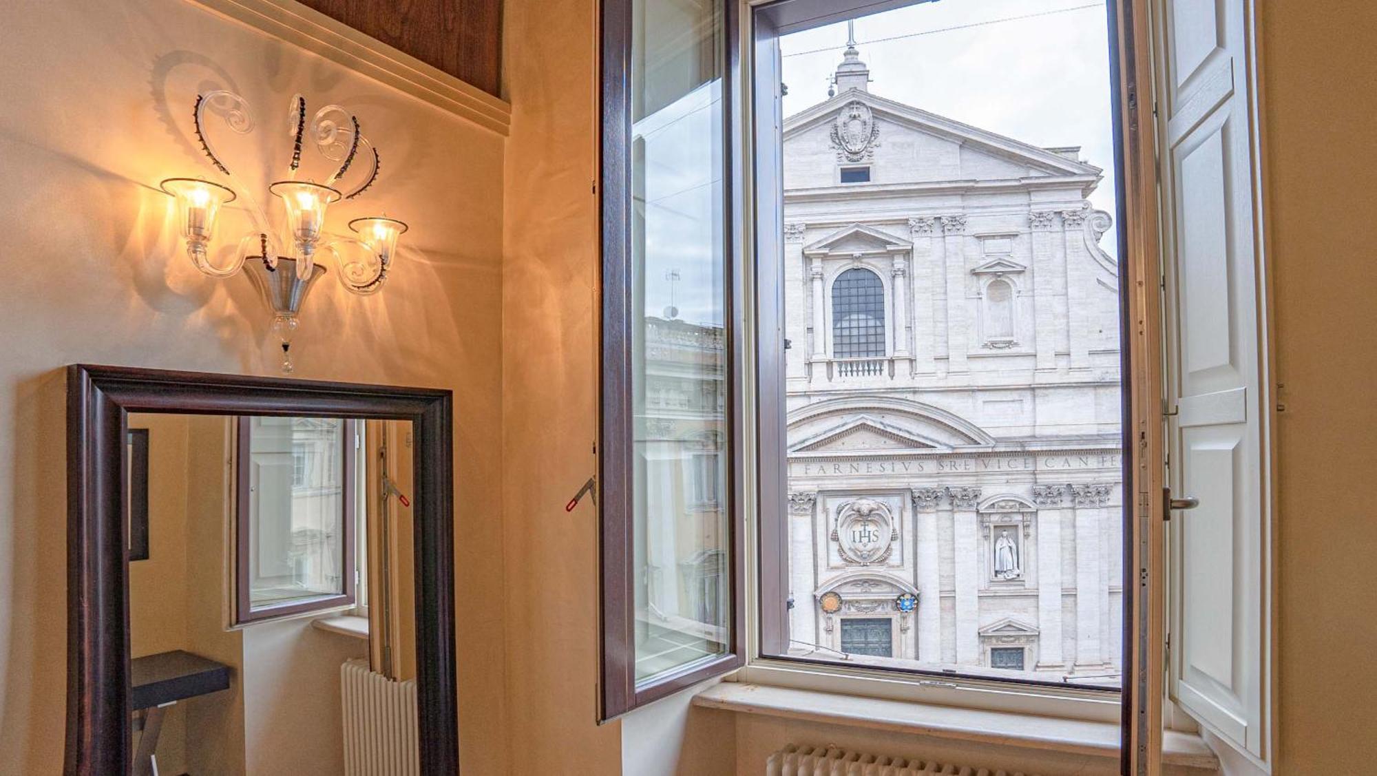 Piazza Venezia Charming Apartments With View Rome Exterior photo